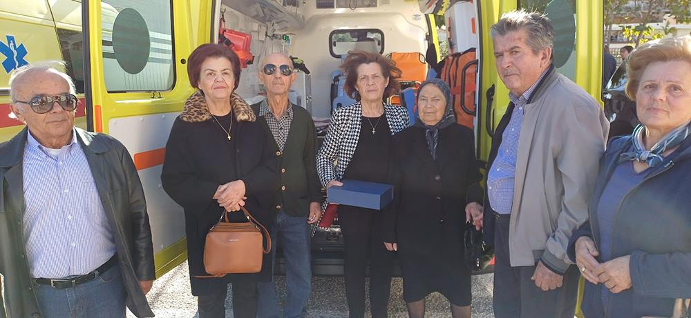 Συνταξιούχος - δωρεά - ασθενοφόρο - Νοσοκομείο Μεσολογγίου - Μεσολόγγι