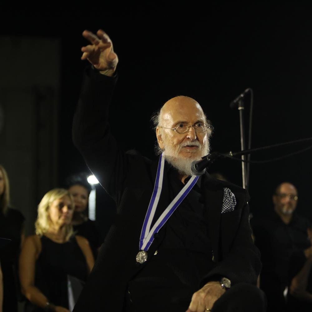 Διονύσης Σαββόπουλος Διονύσης Σαββόπουλος