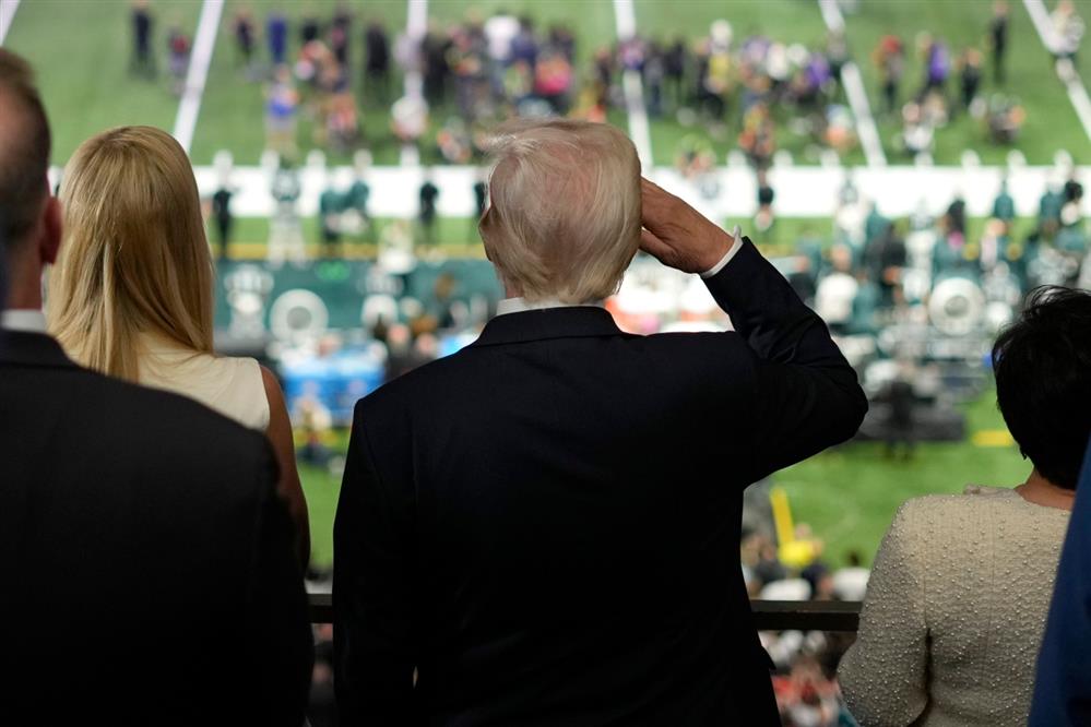 Super Bowl - Τραμπ