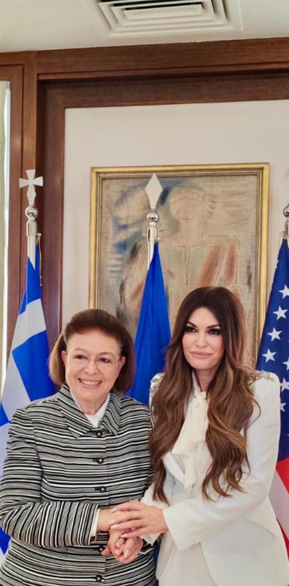 Γκίλφοϊλ - Μενδώνη