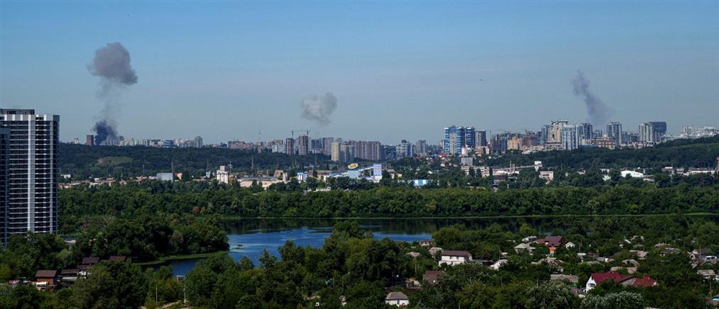 Ουκρανία: Το μισό Κίεβο δεν έχει θέρμανση - Ο δήμαρχος προτρέπει κατοίκους να φύγουν από την πόλη προσωρινά