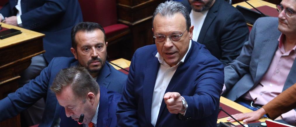 Φάμελλος για παραίτηση Τσίπρα: Δεν θα είμαστε αντίπαλοι