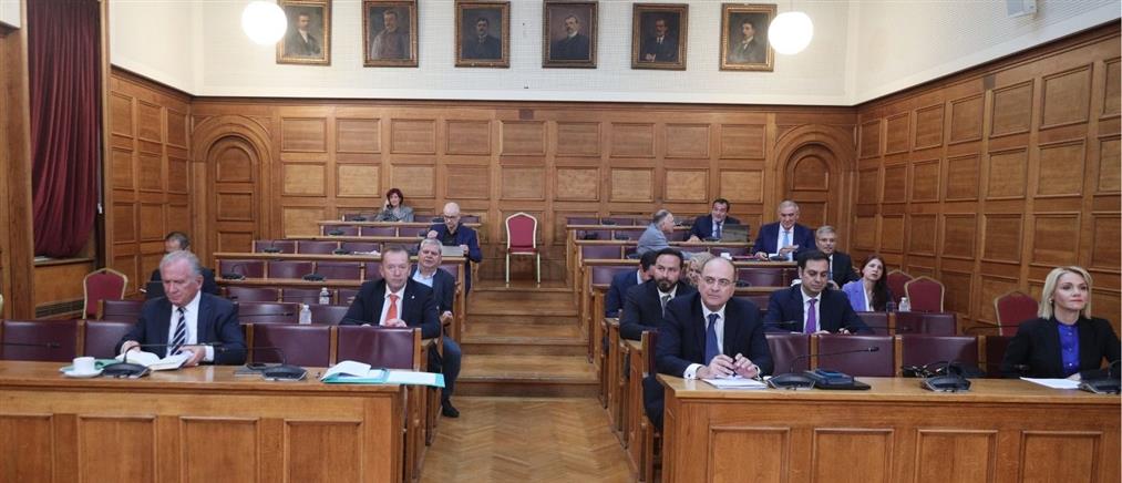 ΟΠΕΚΕΠΕ: Νέα αντιπαράθεση κυβερνητικής πλειοψηφίας και αντιπολίτευσης με επίκεντρο την κλήτευση μαρτύρων