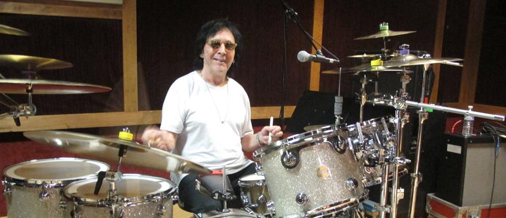Ο πρώην ντράμερ των KISS, Peter Criss, μιλά για τη μάχη του με τον καρκίνο του μαστού και τη δύναμη της πίστης