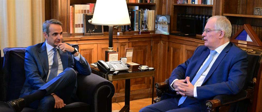 Συνάντηση του Κυριάκου Μητσοτάκη με τον Κωνσταντίνο Τασούλα