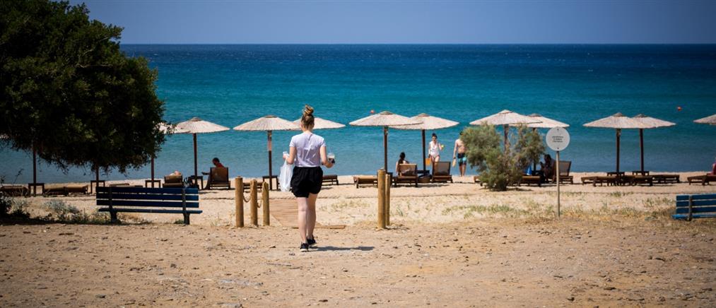 ΑΑΔΕ: Πάνω από 100 παραβάσεις σε μία εβδομάδα σε επιχειρήσεις δημοφιλών τουριστικών προορισμών