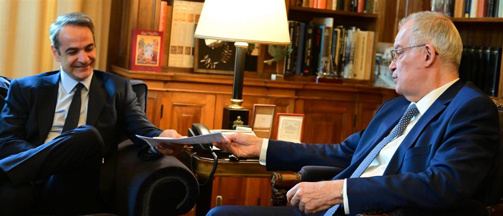 Συνάντηση Μητσοτάκη-Τασούλα: Τι είπαν για ακρίβεια, ενεργειακά και κακοκαιρία στην Ήπειρο