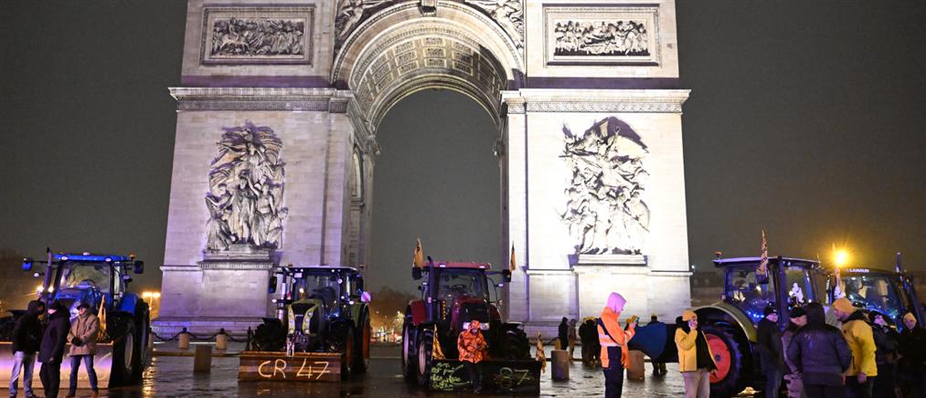 Γαλλία: Στους δρόμους του Παρισιού οι αγρότες κατά της συμφωνίας ΕΕ-Mercosur (εικόνες)