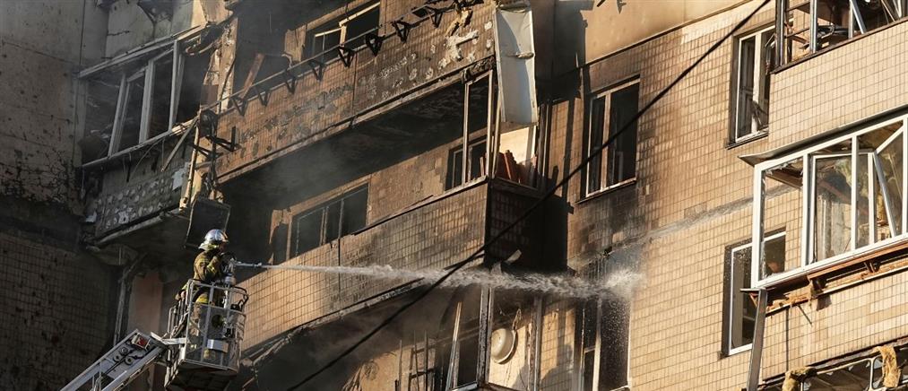 Δυο νεκροί, 6 τραυματίες μέχρι στιγμής στα πλήγματα της Ρωσίας στην Ουκρανία