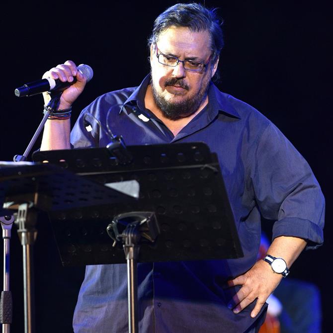 Λαυρέντης Μαχαιρίτσας: Συγκινεί η κόρη του 6 χρόνια μετά τον θάνατό του - "Που να ήξερα τότε που..."
