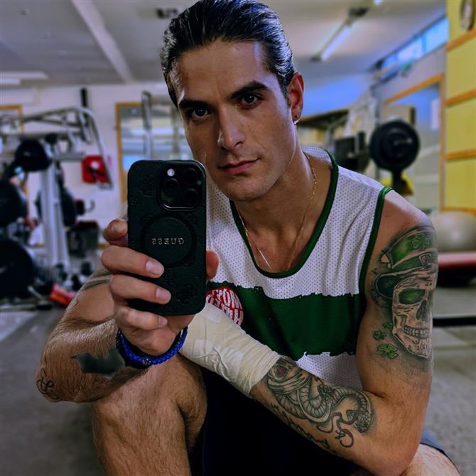 Άρης Μουγκοπέτρος: Η ανακοίνωση στο Instagram - "Ένα καινούργιο κεφάλαιο μόλις ανοίγει στη ζωή μου"