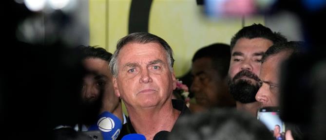 Βραζιλία: Ο Ζαίρ Μπολσονάρο προσπάθησε να ανοίξει το ηλεκτρονικό του βραχιολάκι από "περιέργεια"